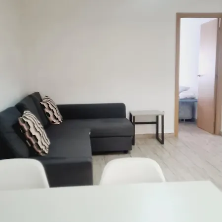 Turia Flat Lejlighed