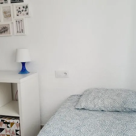 Turia Flat Lejlighed *